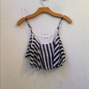 Poetry small black and white sleeveless top